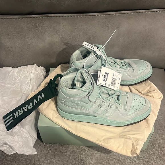 adidas gazelle silver green womens Adidas Savage Trail Beyonce Ivy Park Ivytopia